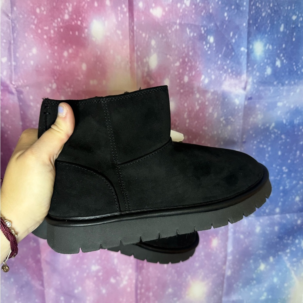 New universal thread short boots 🛍